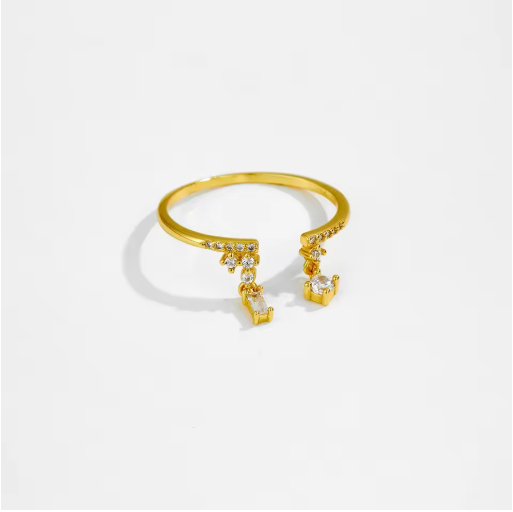 LYRA CHARM RING - Miraluna